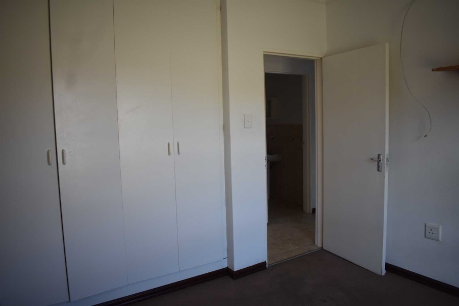 2 Bedroom Property for Sale in Beacon Bay Eastern Cape